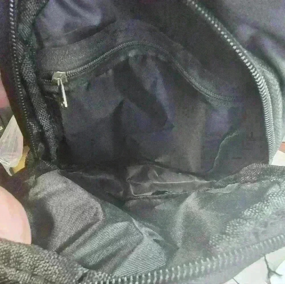 NWOT Multi-functional Shoulder Bag - Picture 4 of 5